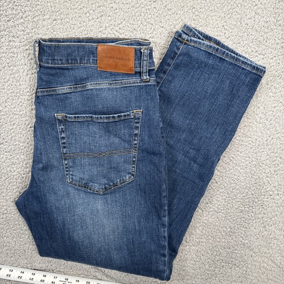 LUCKY BRAND Jeans Mens 36x32 (fit 36x30) 410 Athletic Fit Straight Leg Dark Wash - Picture 1 of 10